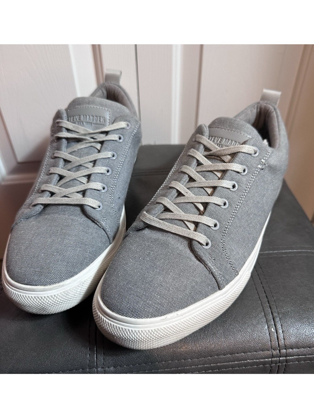Steve Madden Shoes Men's 11 US Gray Casual Slip On Sneakers Canvas Fabric Work